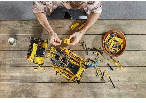 Конструктор Lego Technic Бульдозер Cat D11 - фото №15