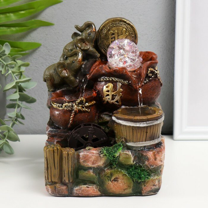 Фонтан настольный с подсветкой «Слоны и китайская монета» 20.5×14×11 см