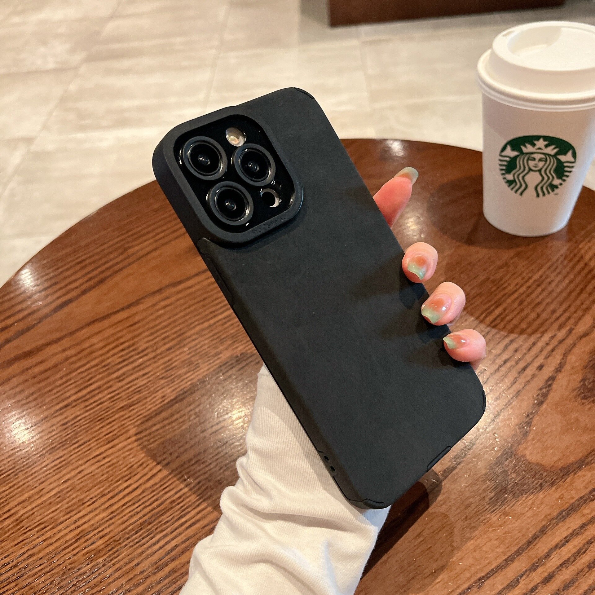 Чехол на айфон 13 про черный- Чехол iPhone 13 pro черный — фото 1