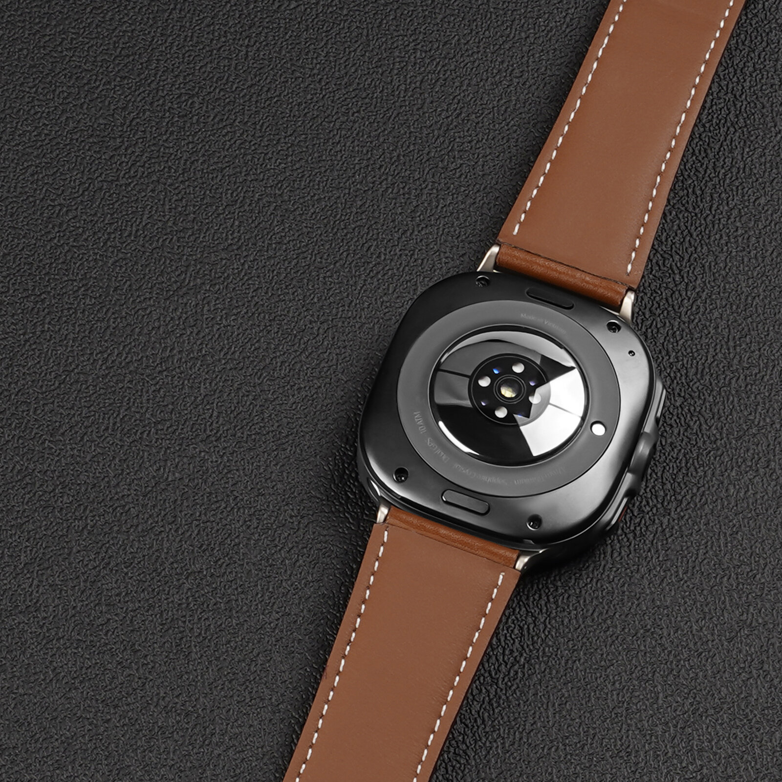 Ремешок из натуральной кожи коричневого цвета от Dux Ducis для смарт часов Samsung Watch Ultra 47MM, серия YA Series — фото 1