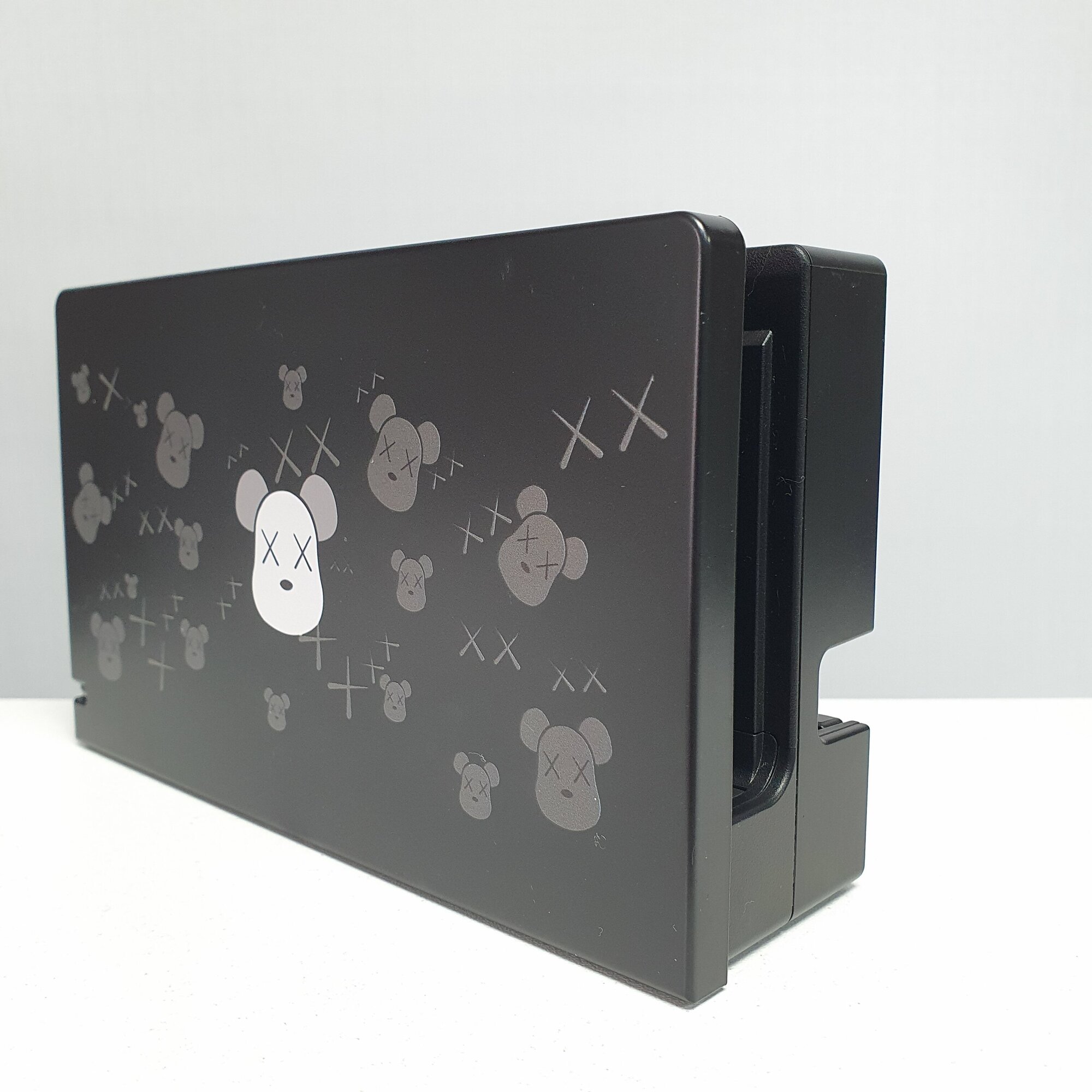 Чехол накладка док станции Nintendo Switch защитный и декоративный с принтом Mickey Mouse