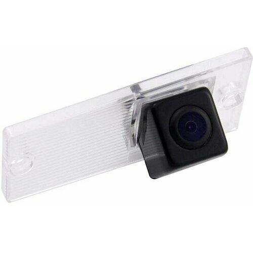 Камера заднего вида с матрицей CCD для Kia Sportage II 2004-2010 с углом обзора 175 5900₽