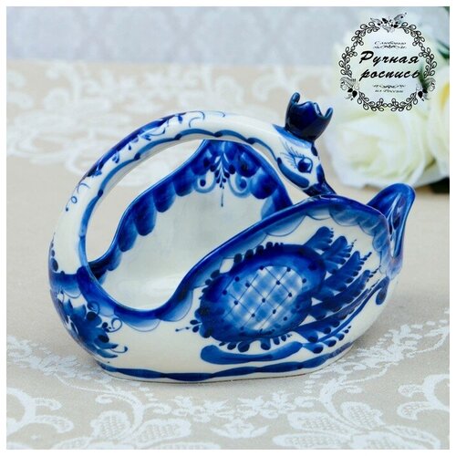 Конфетница Лебедь малая гжель фарфор 14х19 см 3170₽