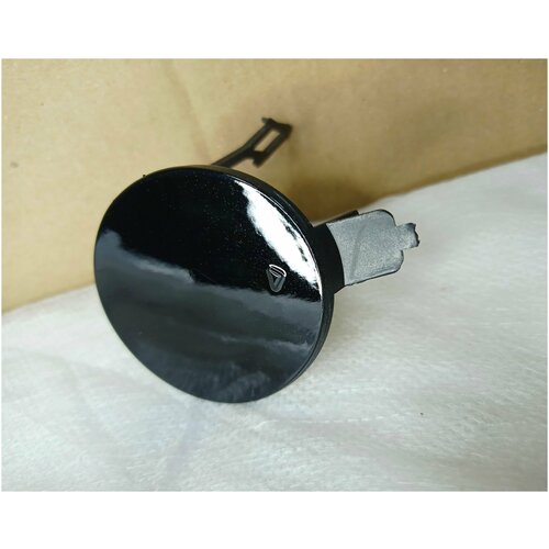 Заглушка в цвет под крюк Hyundai solaris 2 Хендай Соларис (2017-2020) MZH -PHANTOM BLACK- Черный