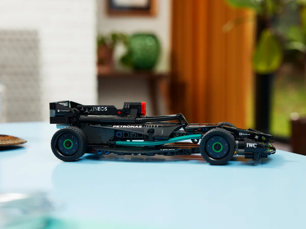 Конструктор LEGO Technic 42165 Mercedes AMG F1 W14 E Performance Pull Back