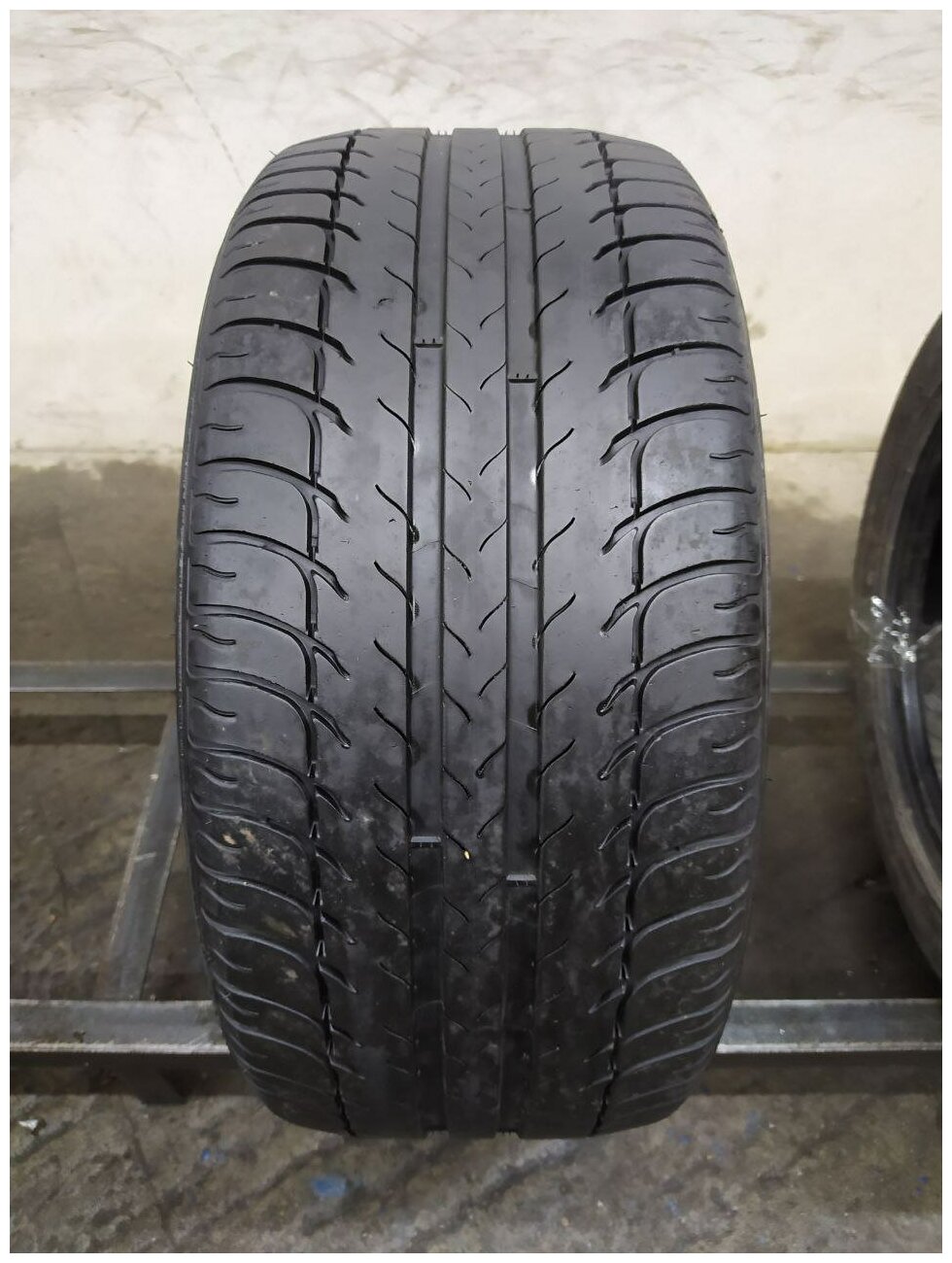 BFGoodrich G-Grip 245/40 R18 БУ Шины Летние