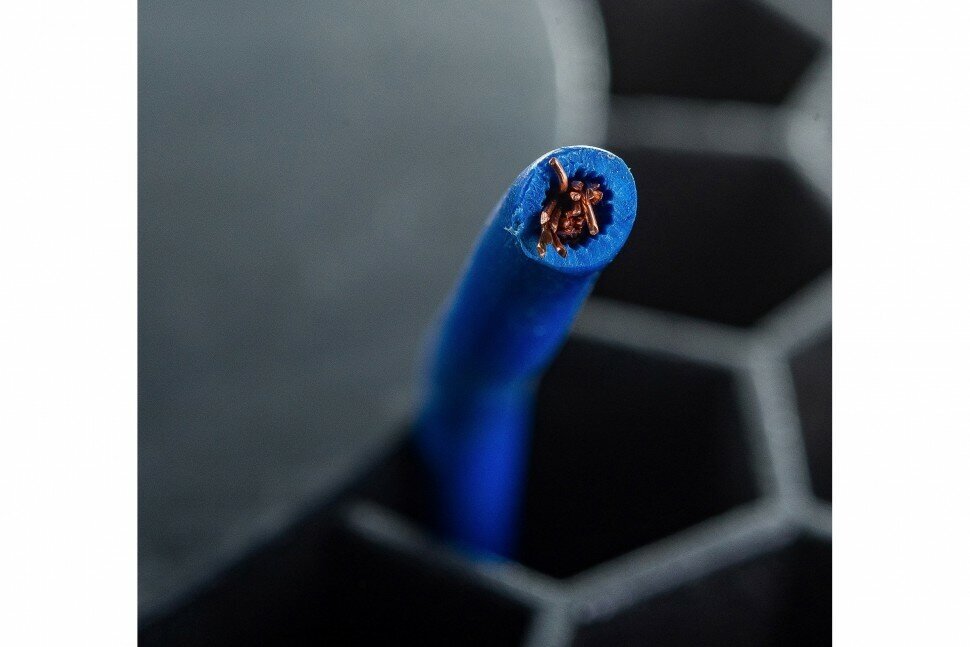 Провод ПУГВ 2,5 синий (100м) на катушке - фотография № 6