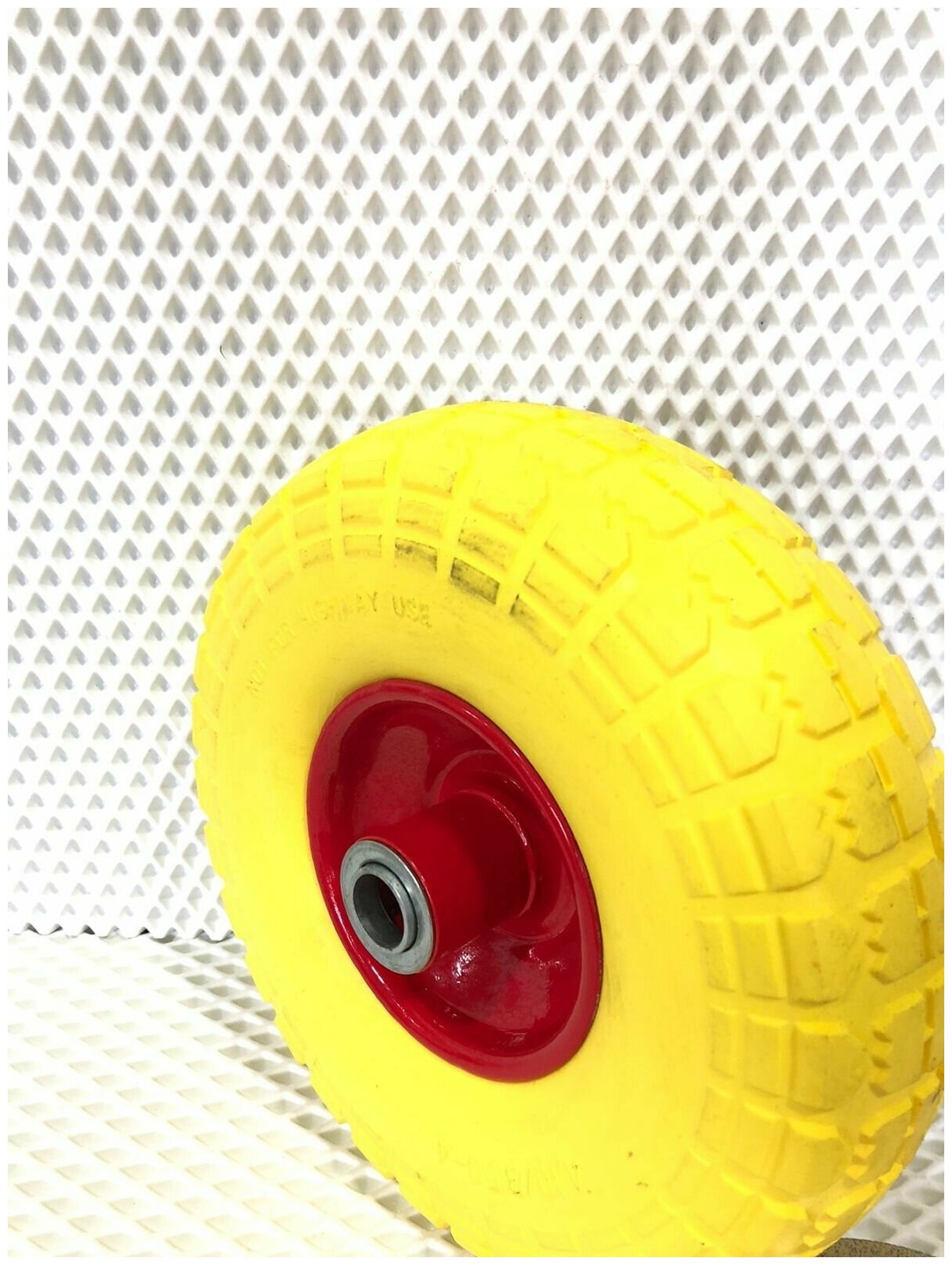Бескамерное колесо для строительной тачки 4.10/3.50-4 D 260 мм, ось 20мм - фотография № 2