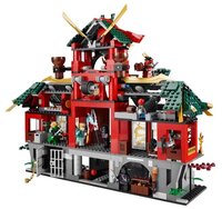 Конструктор LEGO Ninjago 70728 Битва за Ниндзяго Сити