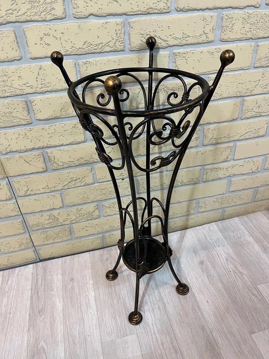 Кованая подставка для зонтов, Студия кованой мебели Нива, цвет античное золото