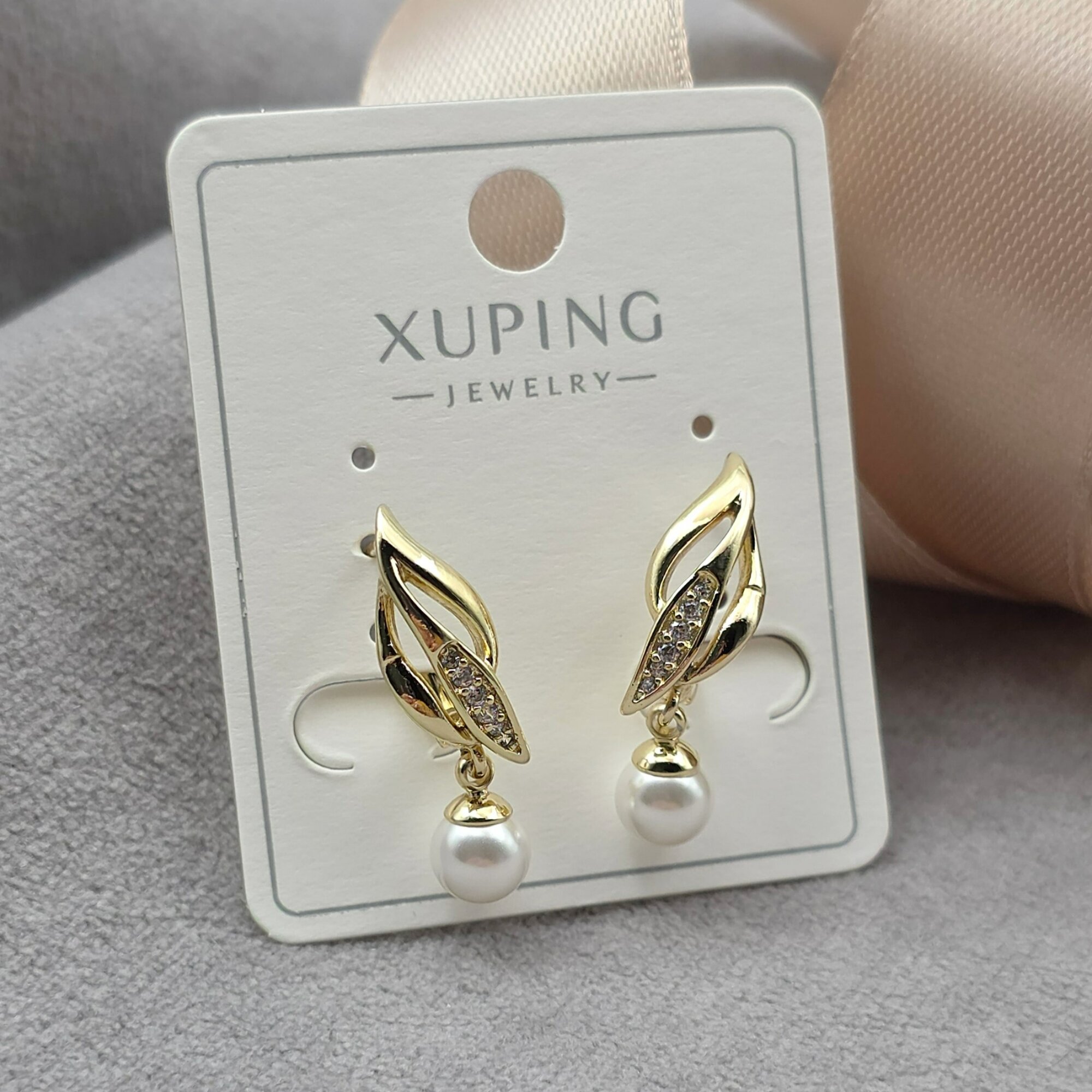 Серьги, Swarovski Zirconia, жемчуг имитация