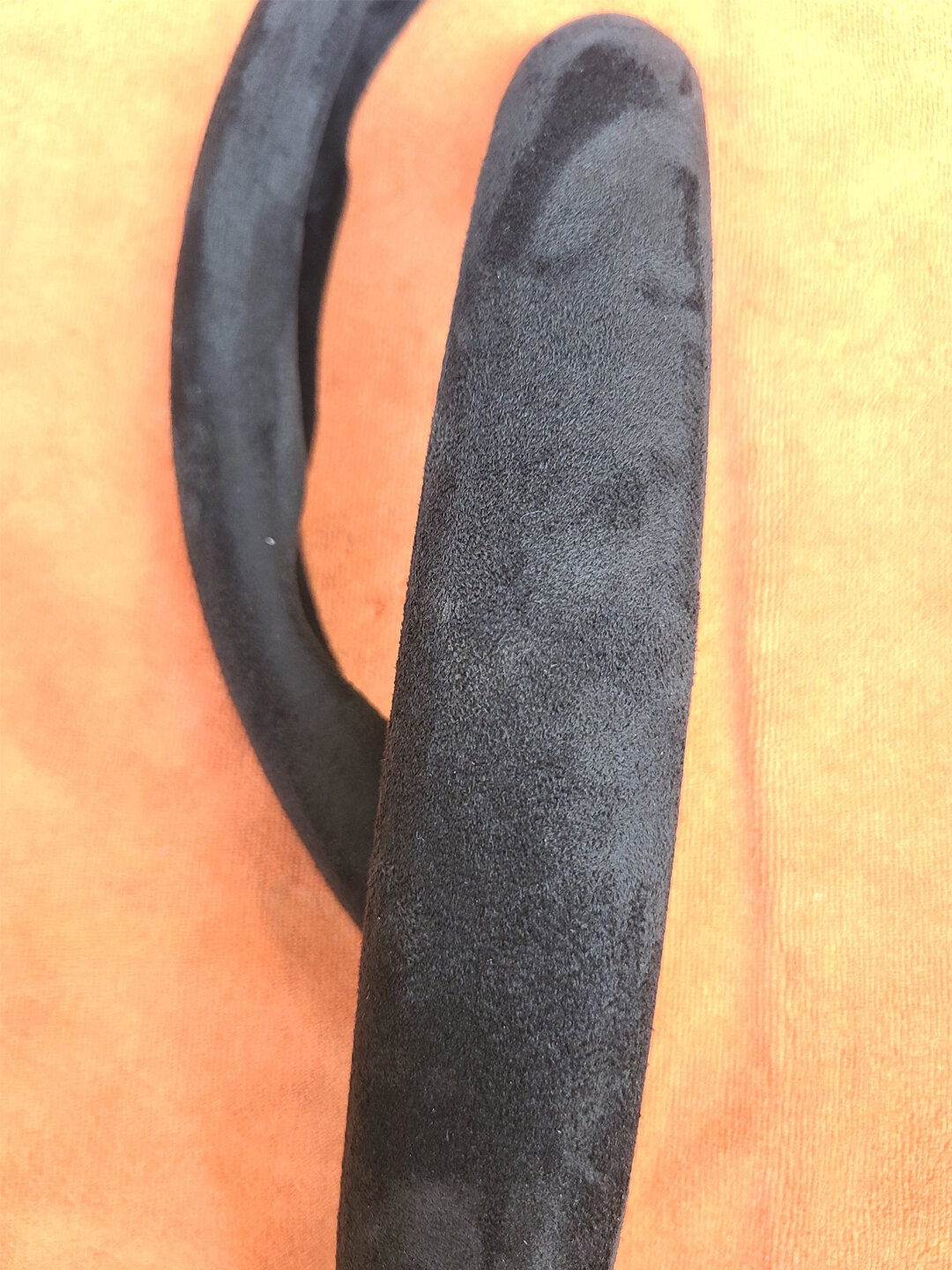 Чехол на руль автомобиля, материал алькантара, универсальный — фото 1