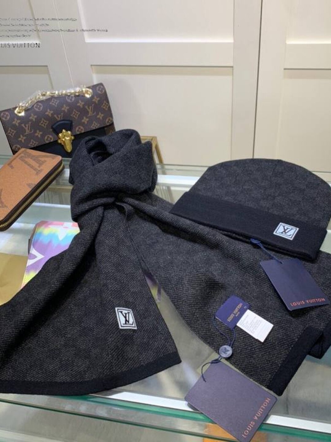 Шапка для взрослых и детей