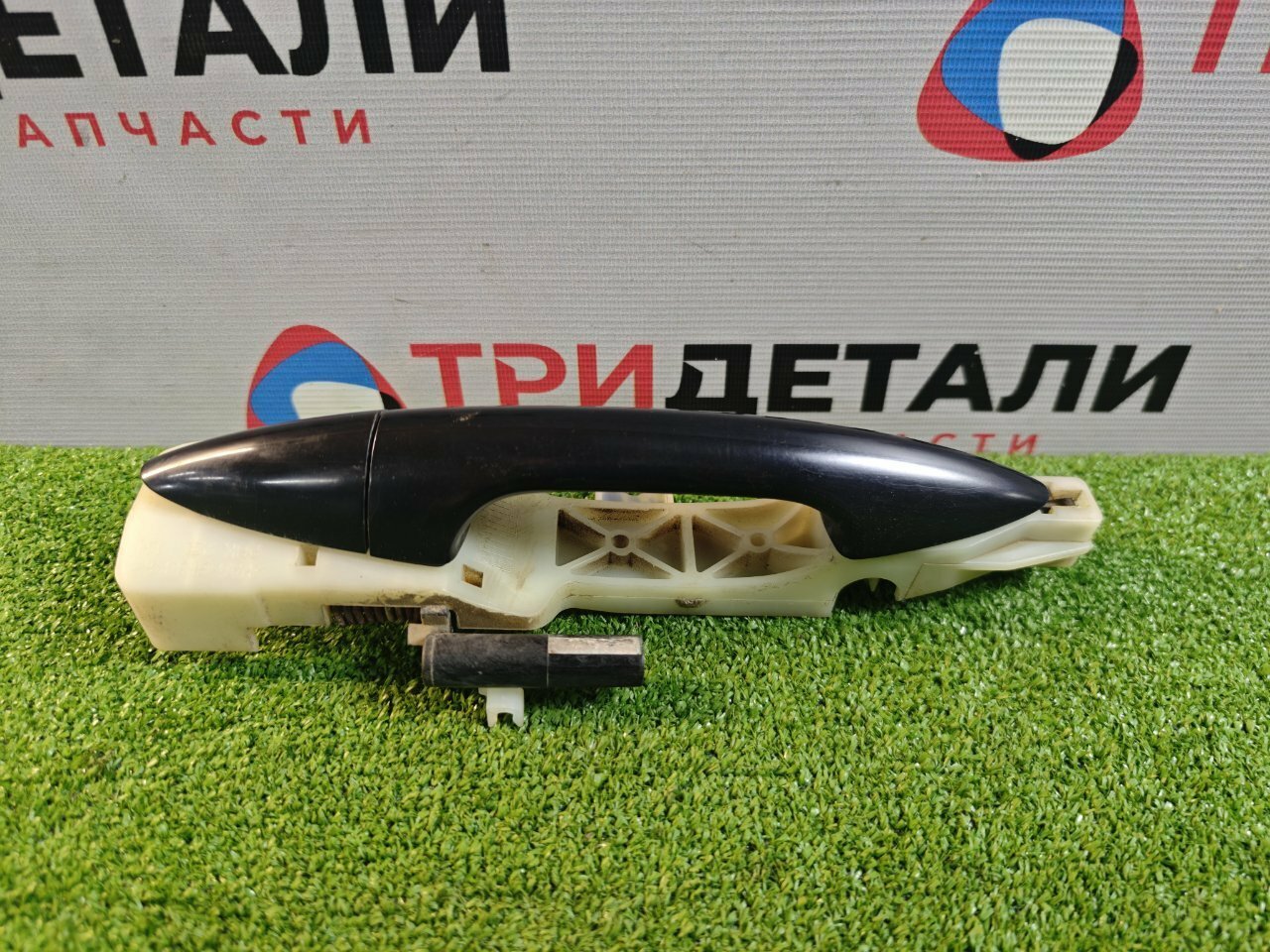 Ручка двери внешняя Hyundai Solaris 1.4 G4FA 2015 задн. лев. (б/у)