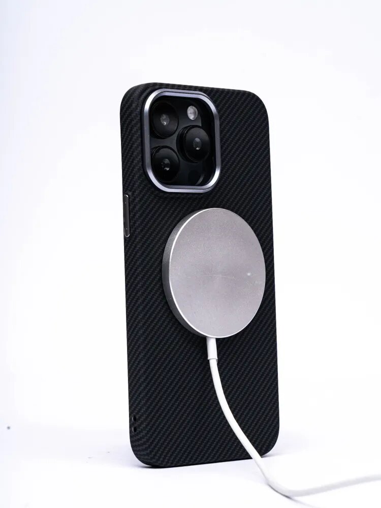 Чехол, для iPhone 13 Pro карбоновый, Classic, Free Air, originalniy — фото 1