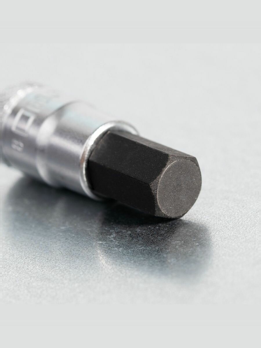 Головка с битой HEX 6 NORGAU Industrial , квадрат 1/4" из стали CrV с шлифованной поверхностью