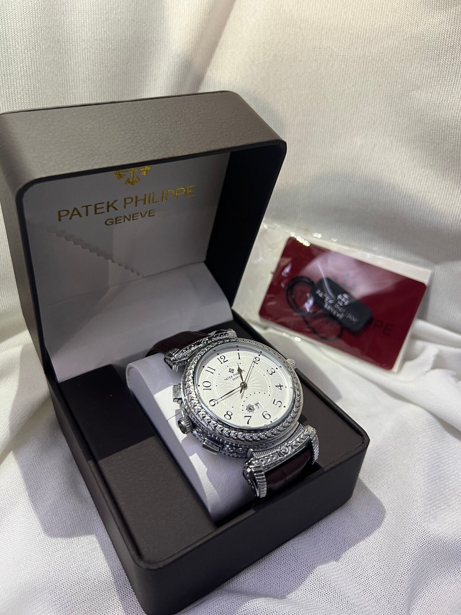 Наручные часы Classic