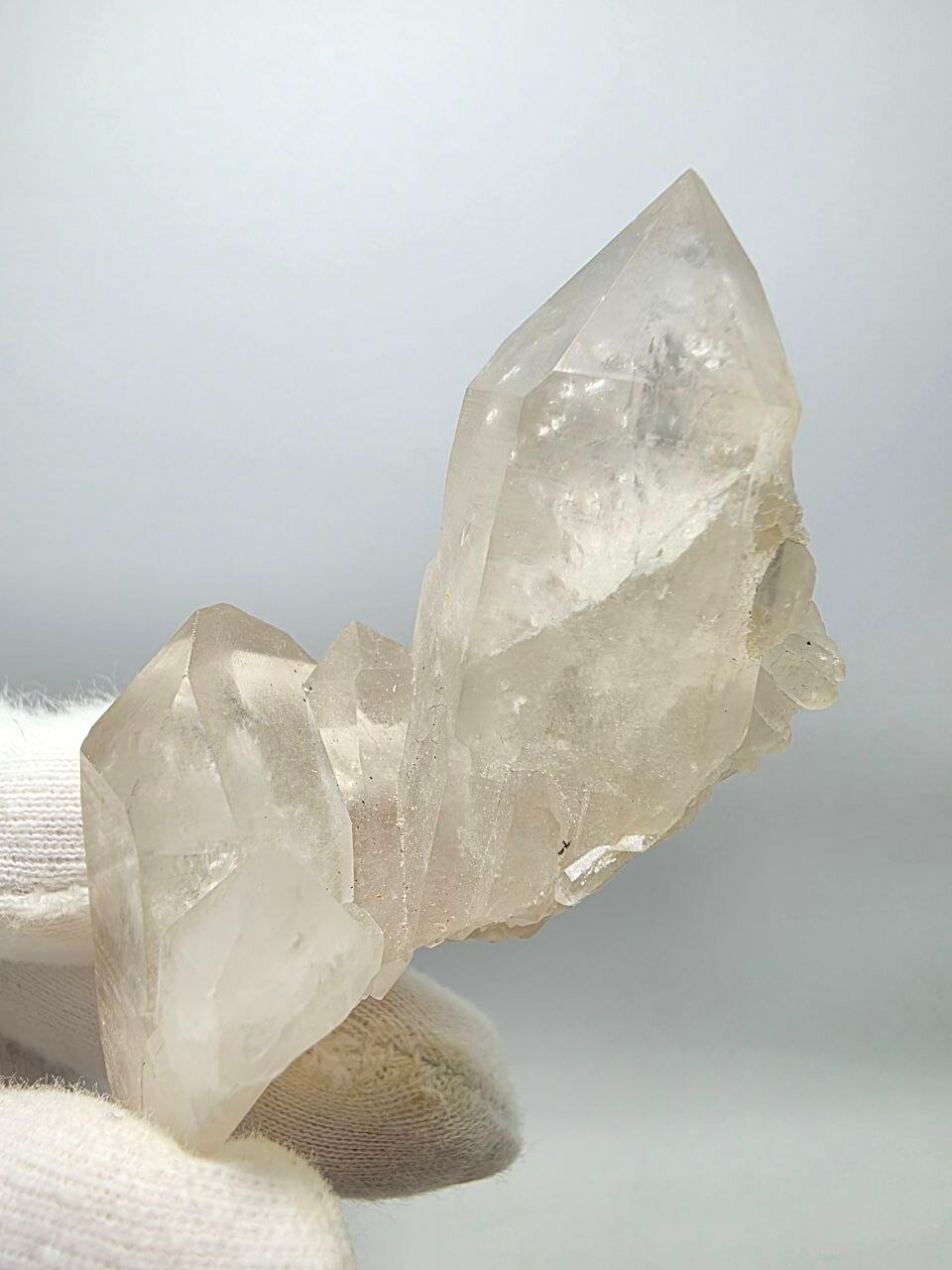 Горный хрусталь (Щётка) 72 мм, 44 г.