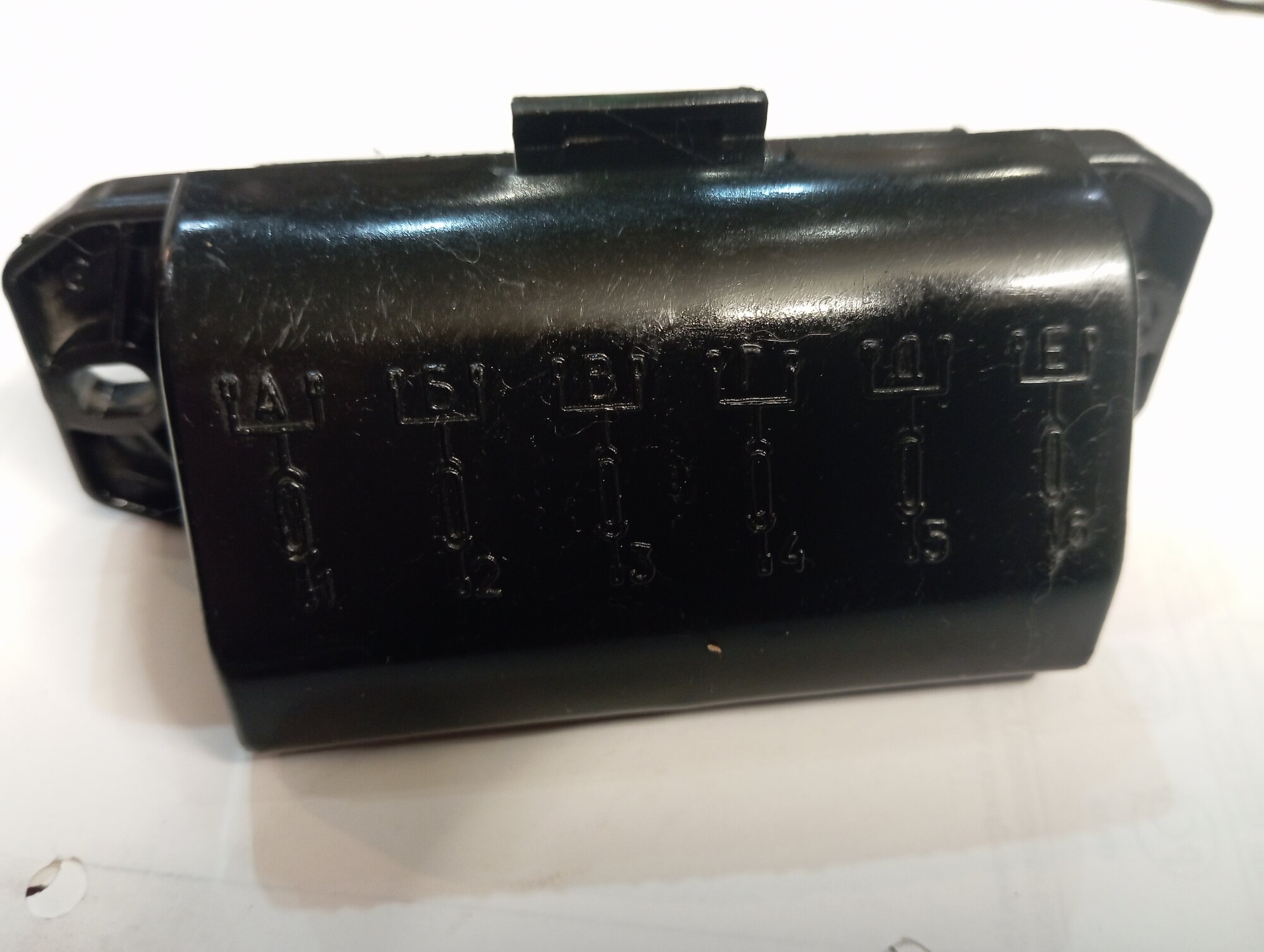 Коробка предохранителей на ВАЗ 2101 2102.