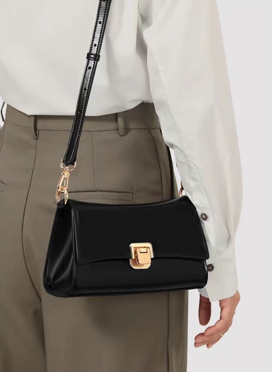 Сумка кросс-боди  из натуральной кожи, фактура гладкая, черный — фото 1