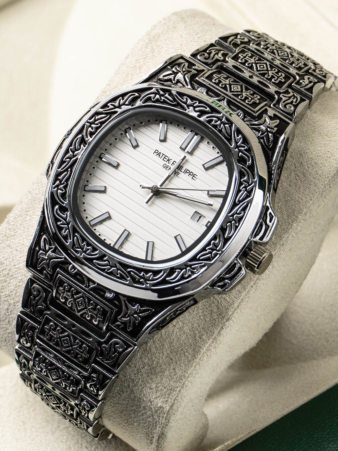 Наручные часы Geneva