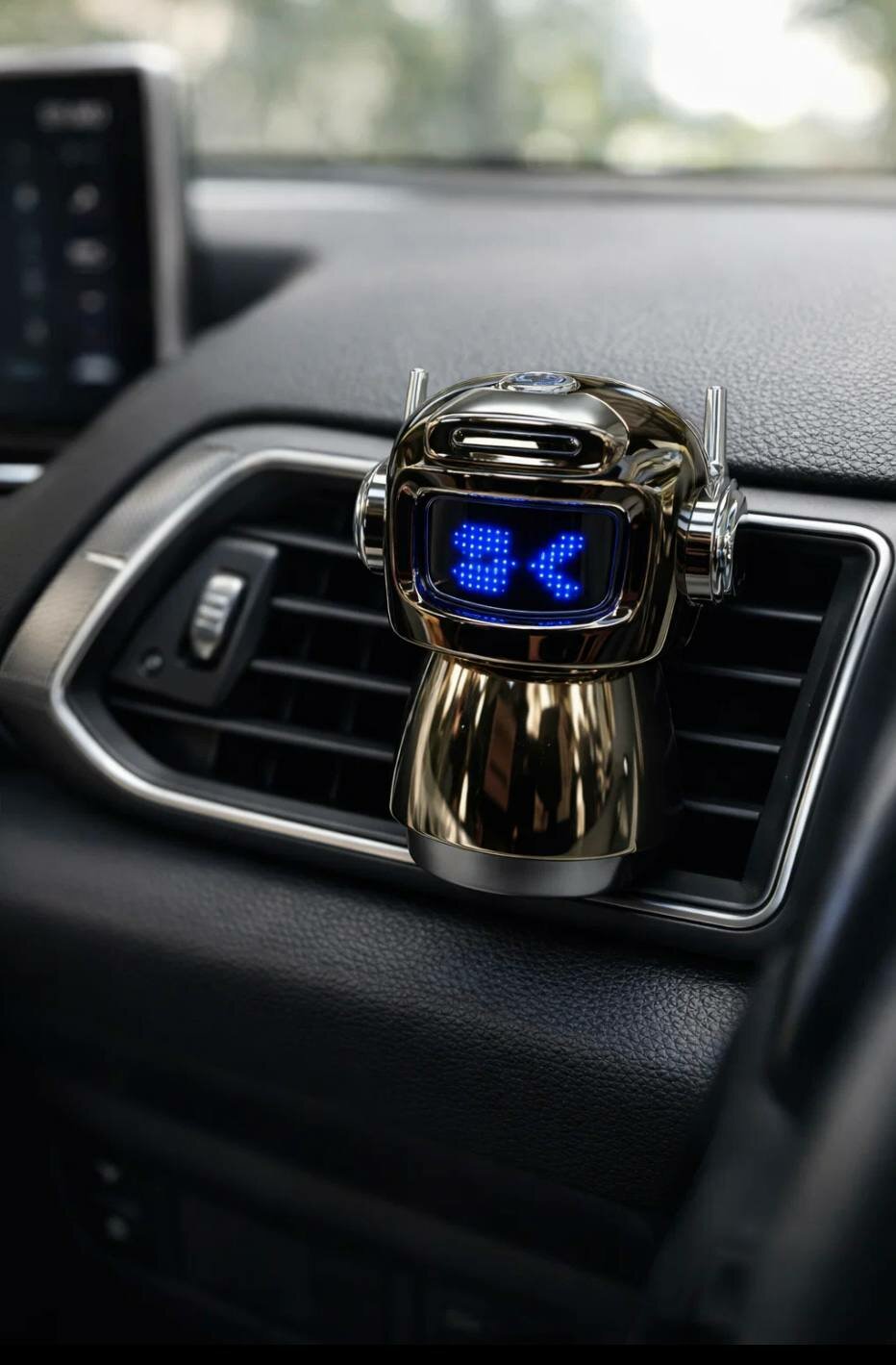 Автомобильный ароматизатор в форме робота, 3 вида ароматов (3×10 мл), перезаряжаемый, устраняет неприятные запахи