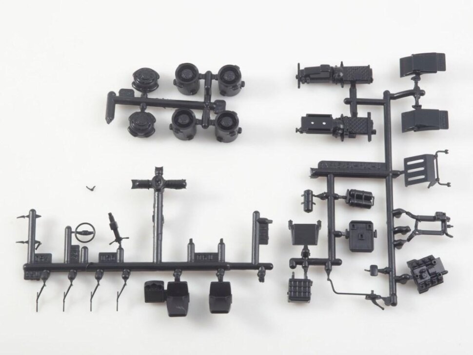 Сборная модель самосвала КАМАZ-6522 (1/43) 1685AVD — фото 1