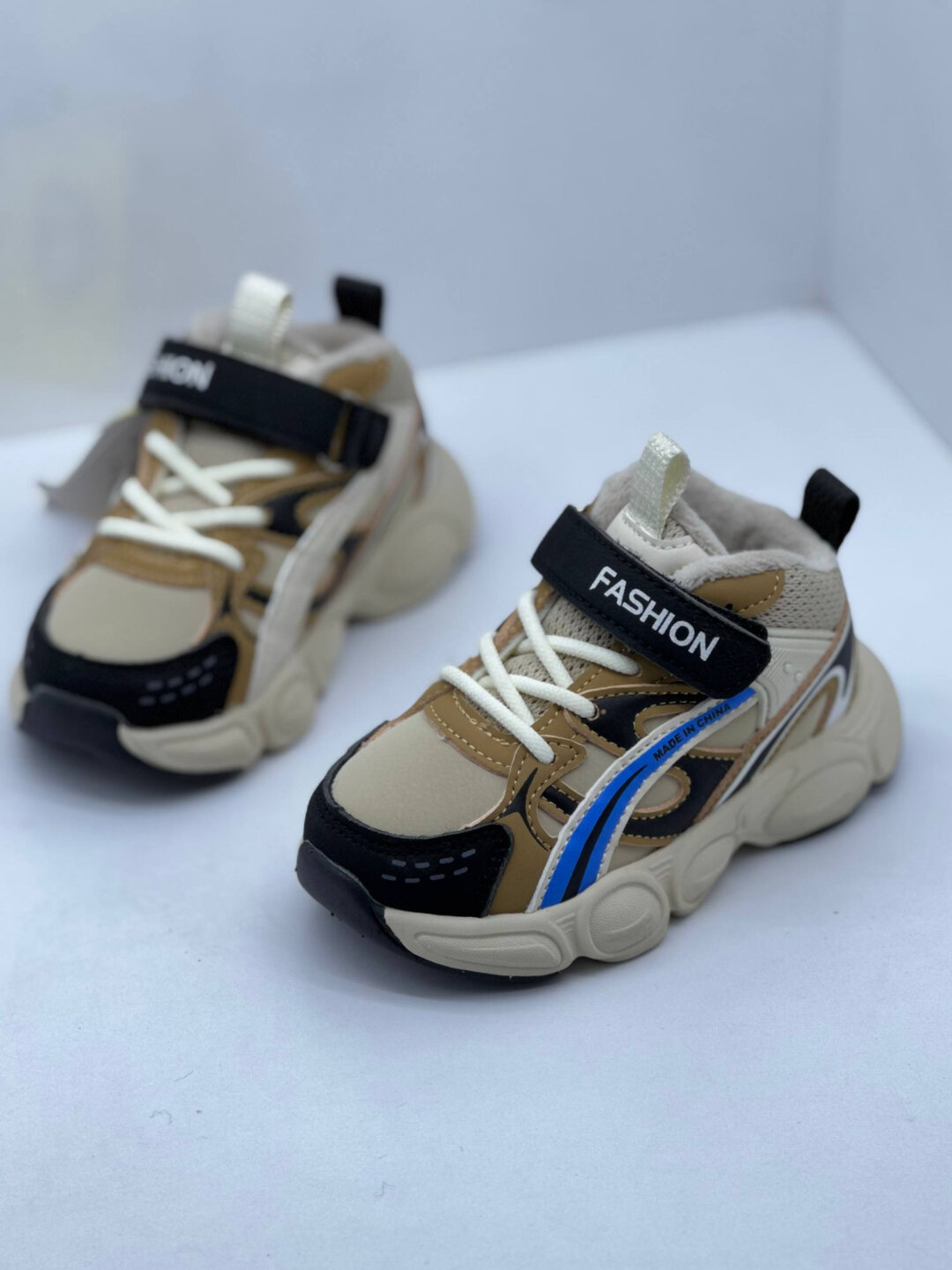 Кроссовки Кроссовки