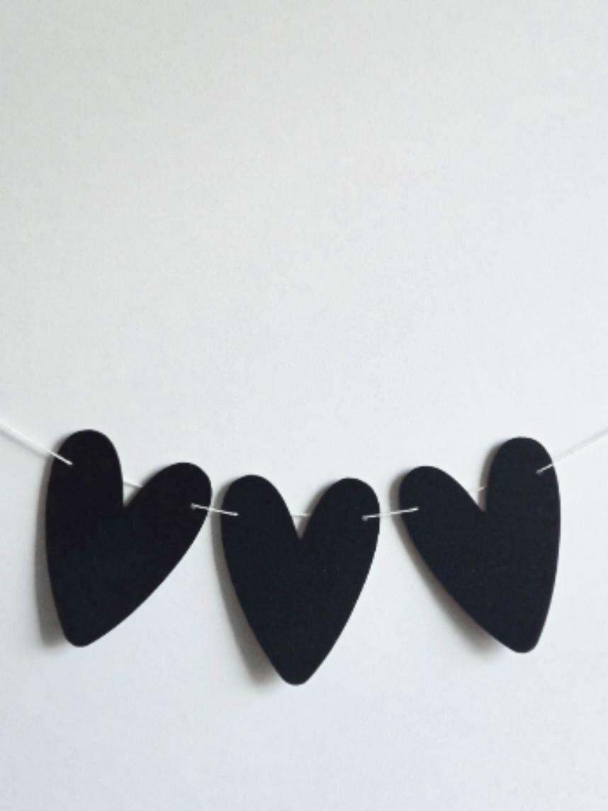Гирлянда Адастра «Сердечки», черная, картон, 240 г/м² — фото 1