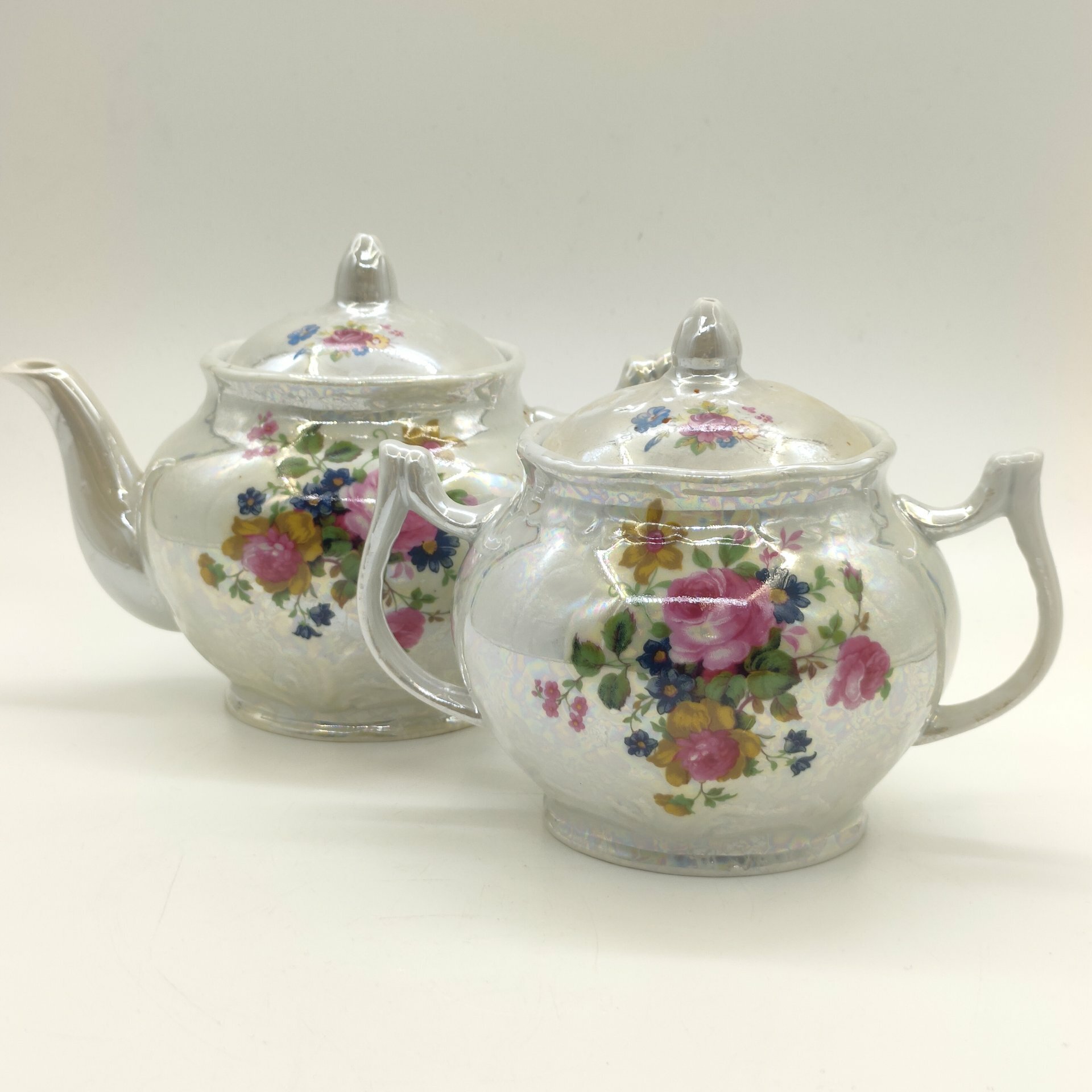 Набор из заварочного чайника и сахарницы с цветочным декором, фарфор, люстр