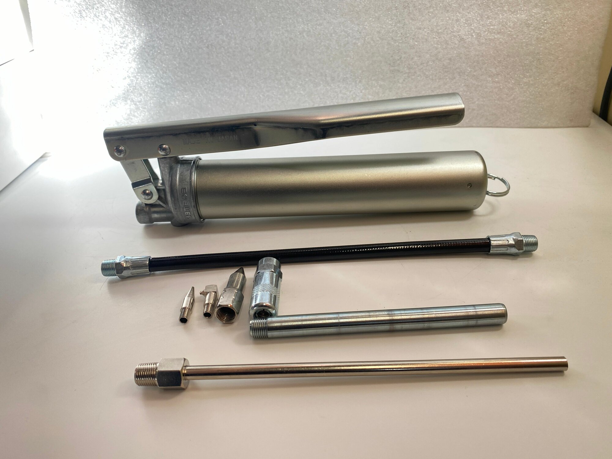 Заправочный пистолет GN-80M для введения консистентной смазки, для туб 70г — фото 1