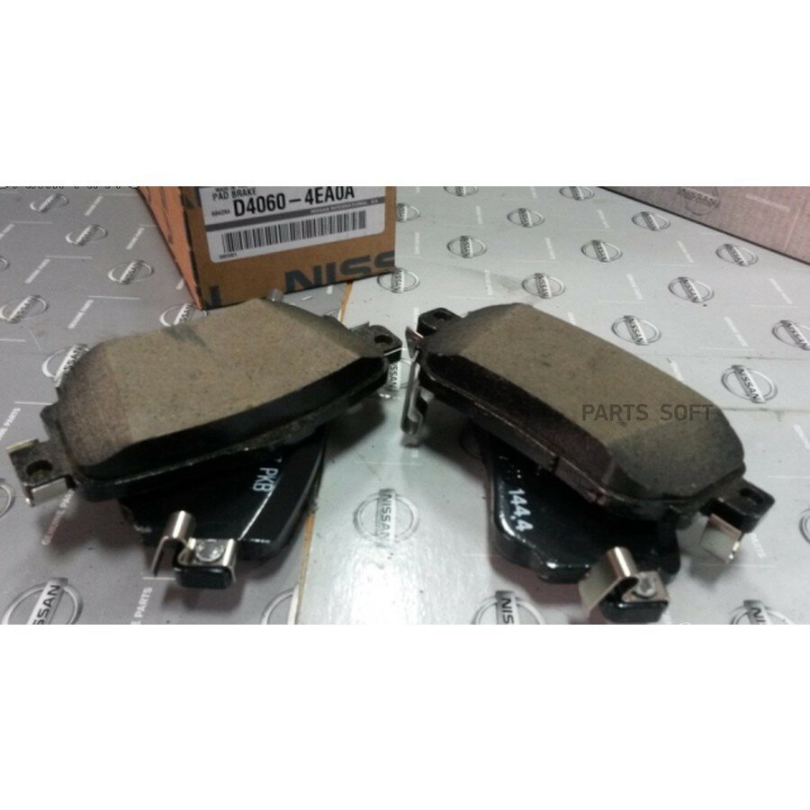 NISSAN D40604EA0A Колодки тормозные