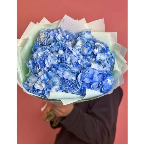 фото Монобукет из 7 колумбийских гортензий "blue water" от flowersgo с доставкой
