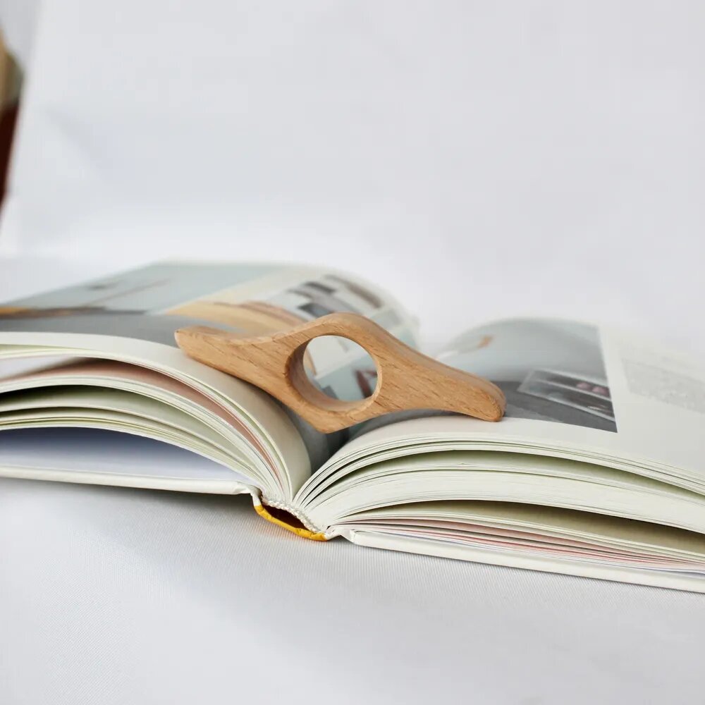 Держатель страниц, деревянный, для книг, помогает читать одной рукой, удобная фиксация, эргономичный — фото 1