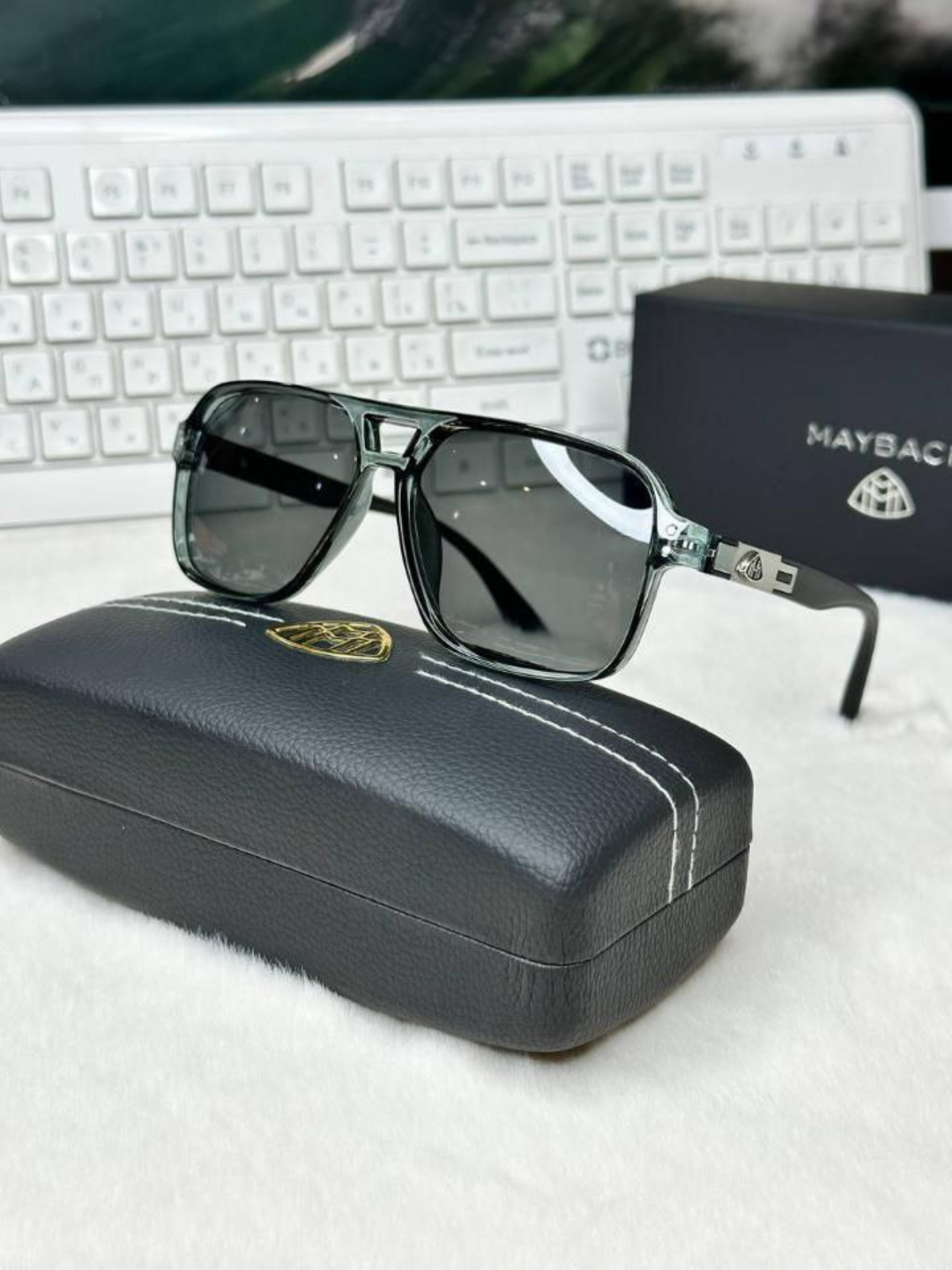 Солнцезащитные очки