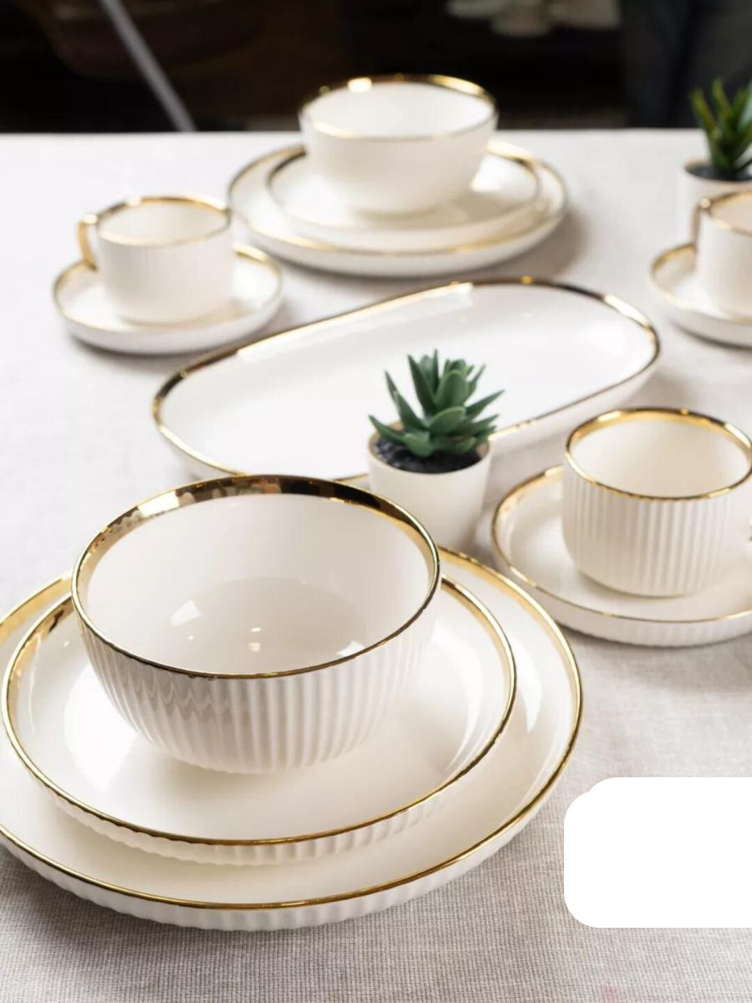 Столовый сервиз , фарфоровый, 35 предметов, на 6 персон, белый/золотистый — фото 1
