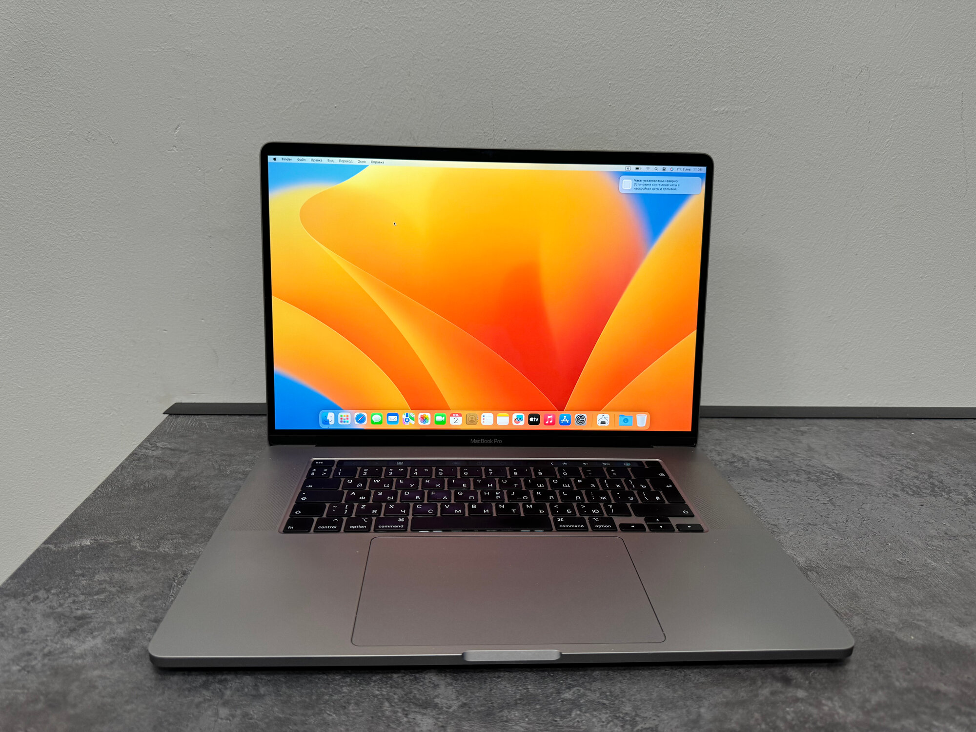Apple MacBook Pro 16 Late 2019 3072x1920, i9 2.4 ГГц, RAM 32 ГБ