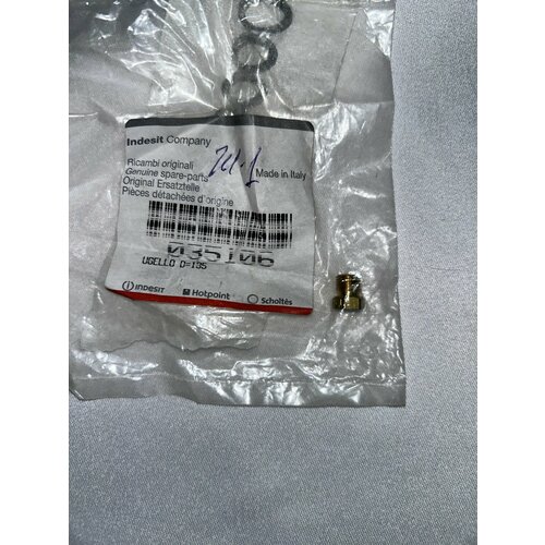 tarantula 30m0 08mm Форсунка для газово плиты Indesit Ariston C00035106 D 135 NOZZLE (резьба D-6.8mm _шаг 08mm)