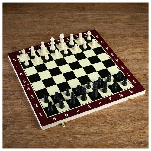 Игра настольная Шахматы, доска дерево 39х39 см