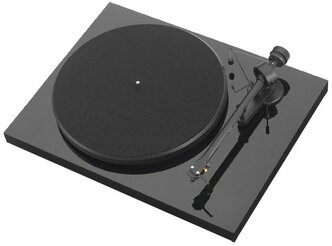 Виниловый проигрыватель Pro-Ject Debut III