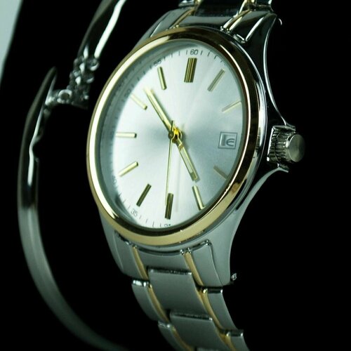 Комплект женские наручные часы с браслетом, регулируемые/металлик - золото