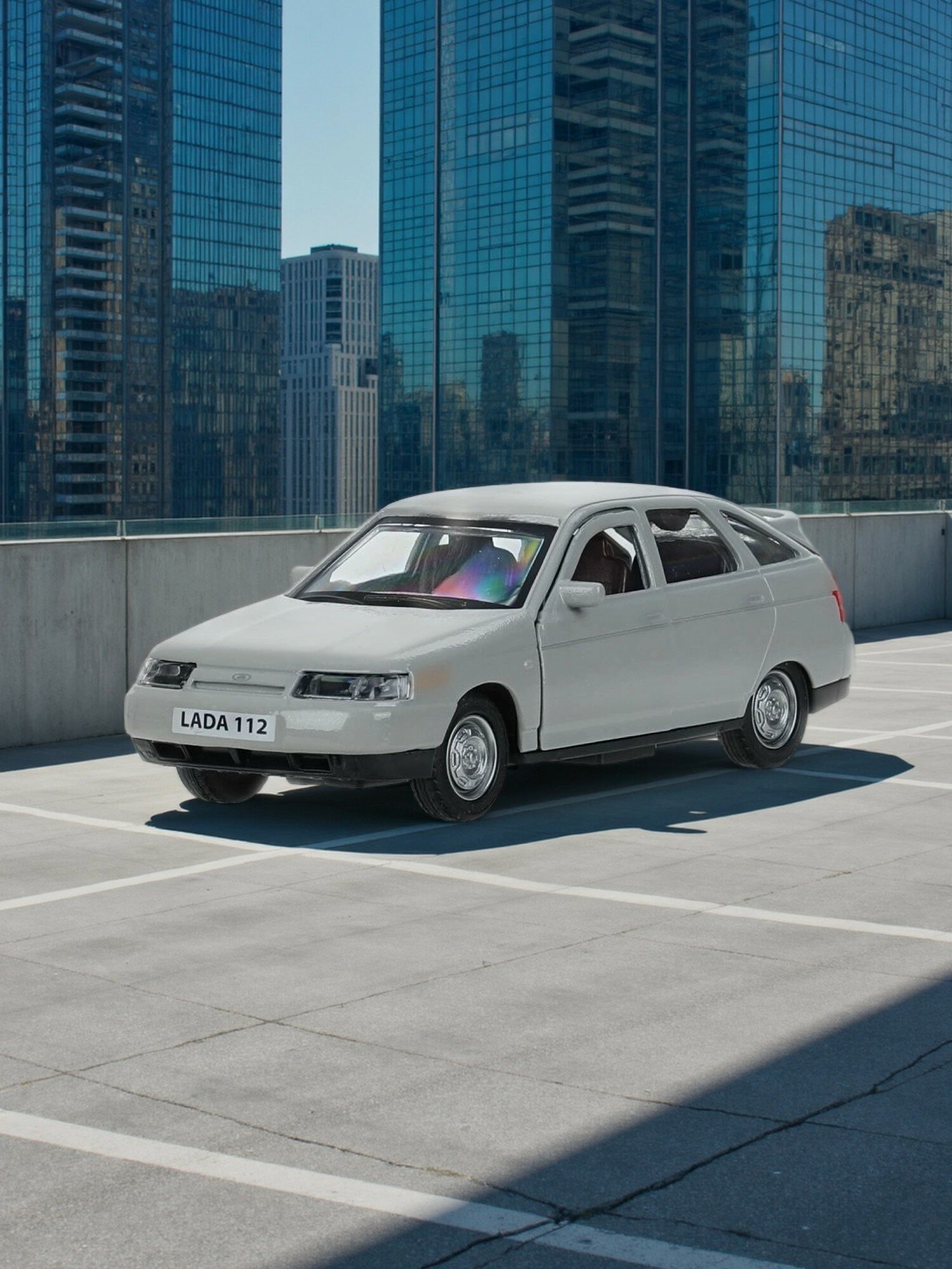 Машинка металлическая инерционная Технопарк Ваз-2112, светло-коричневая, 12 см