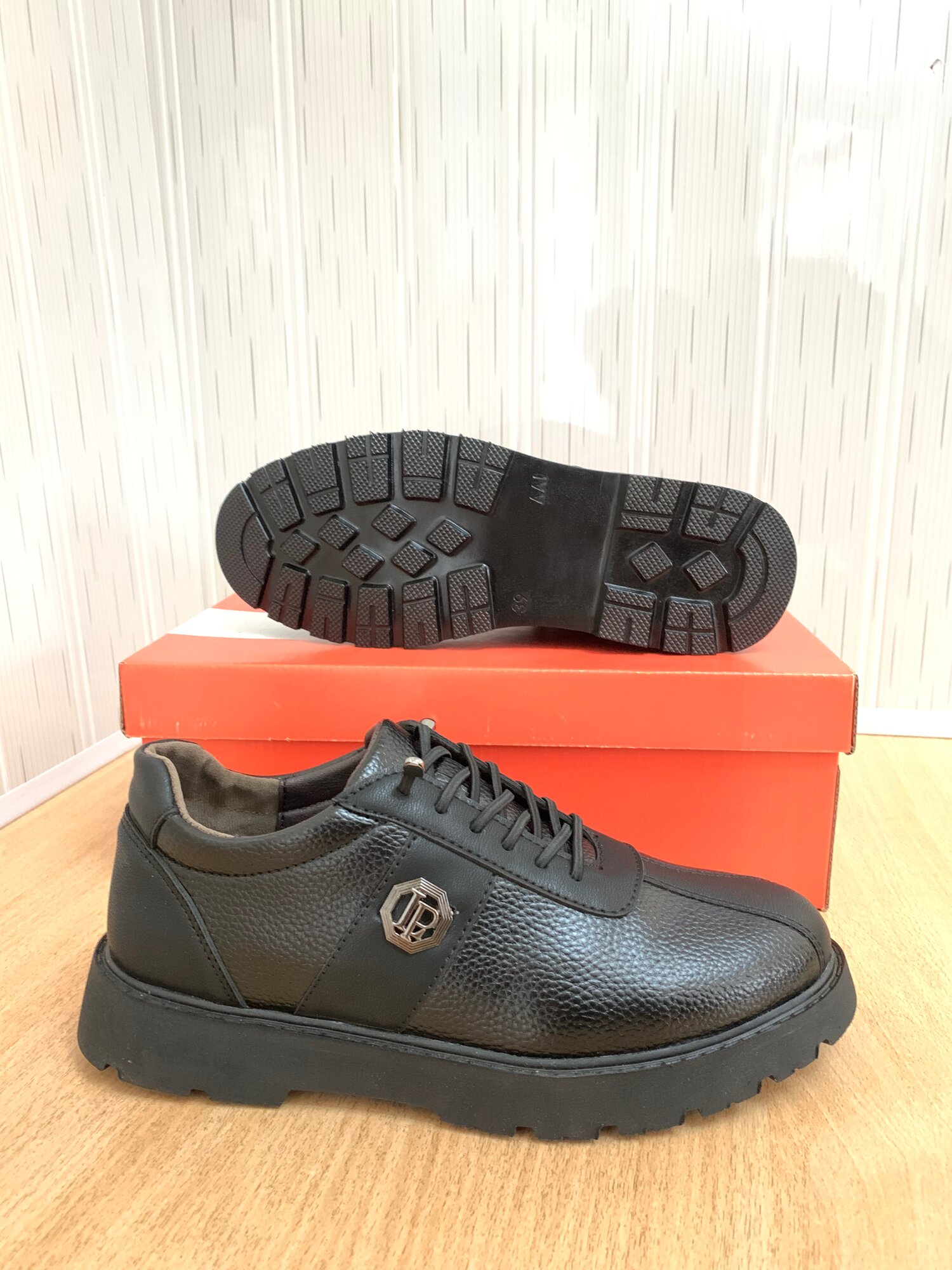 Мужские ботинки — фото 1