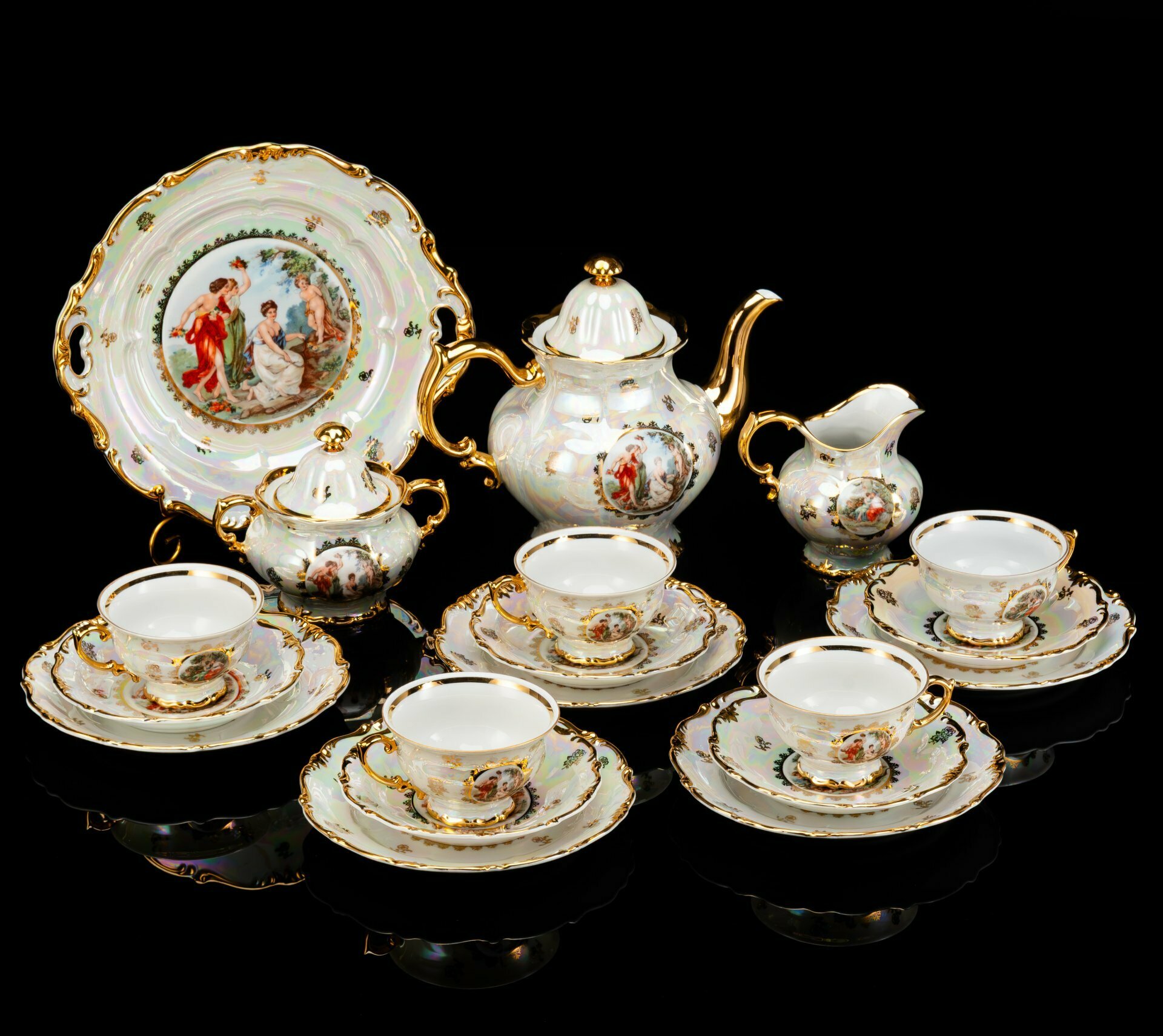 Сервиз чайный "Мадонна" на 5 персон (19 предметов), фарфор, люстр, деколь, золочение