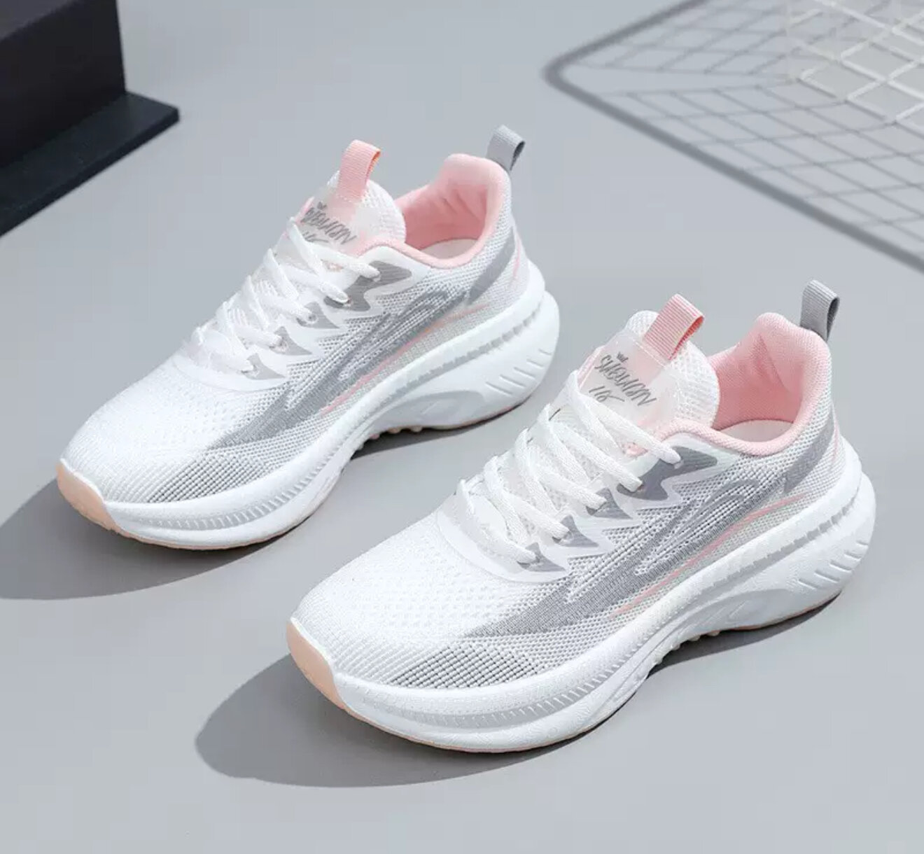 Кроссовки роликовые