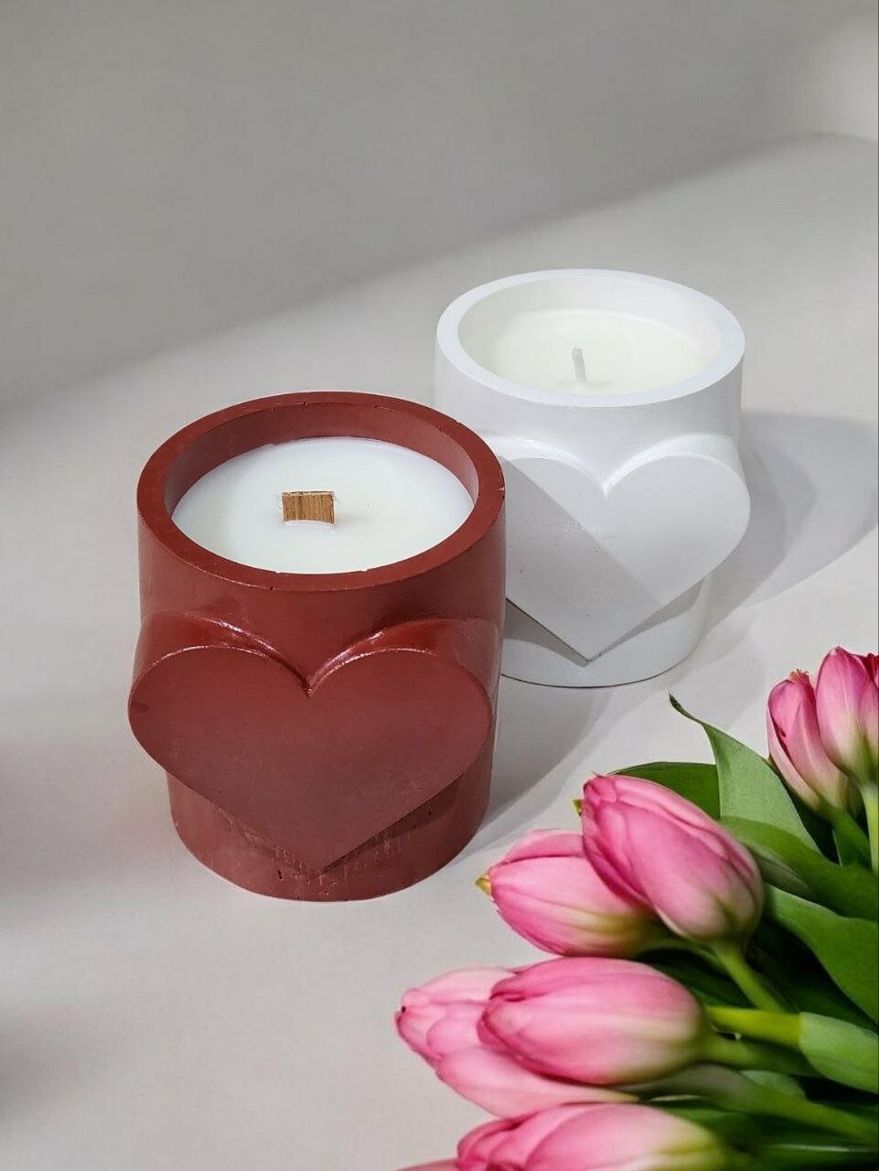Свеча ароматическая в гипсовом подсвечнике с сердцем, аромат Love Spell, 180 мл — фото 1