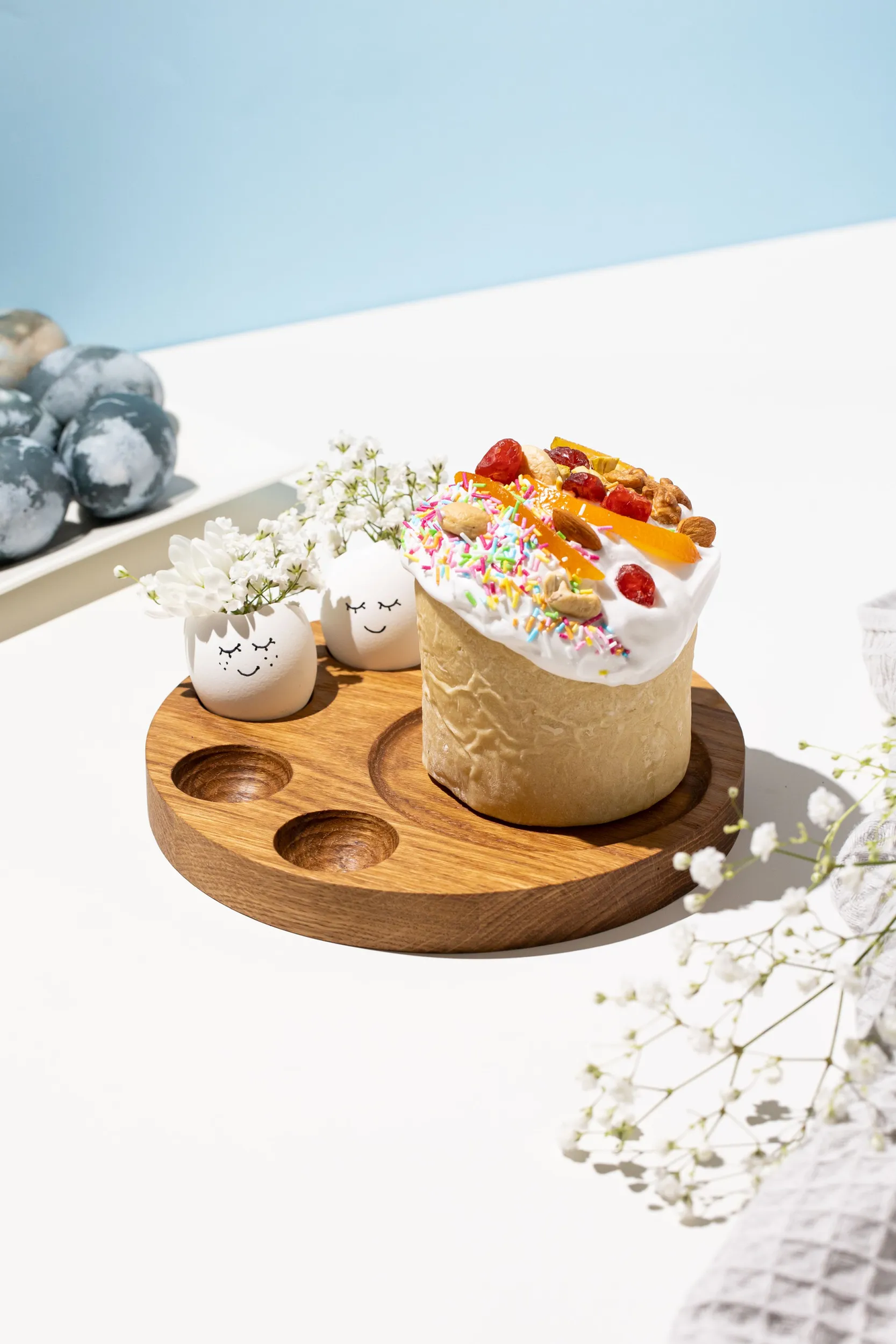 Пасхальная подставка-блюдо для кулича и 5 яиц, дуб, 20х20 см, натуральный цвет