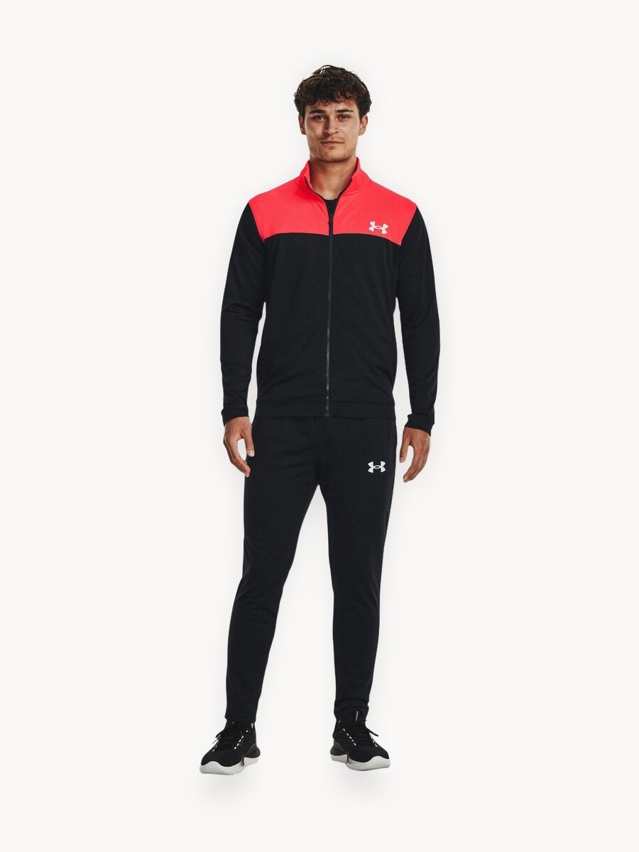 Костюм спортивный