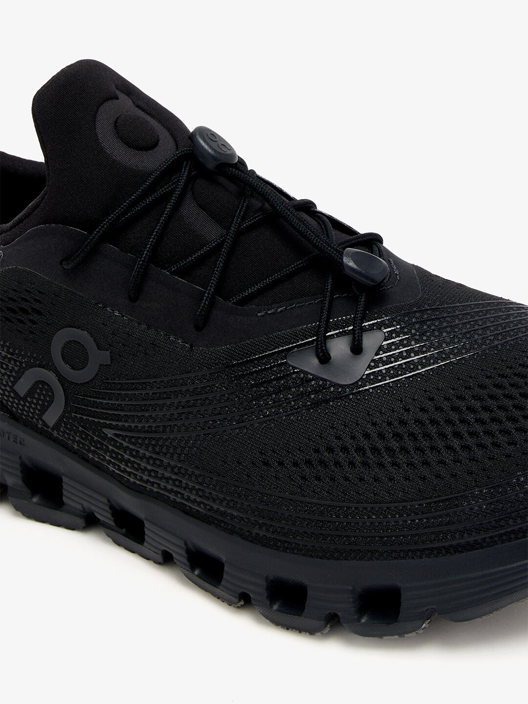 Кроссовки On, полнота B, размер 36,5 EU, black — фото 1