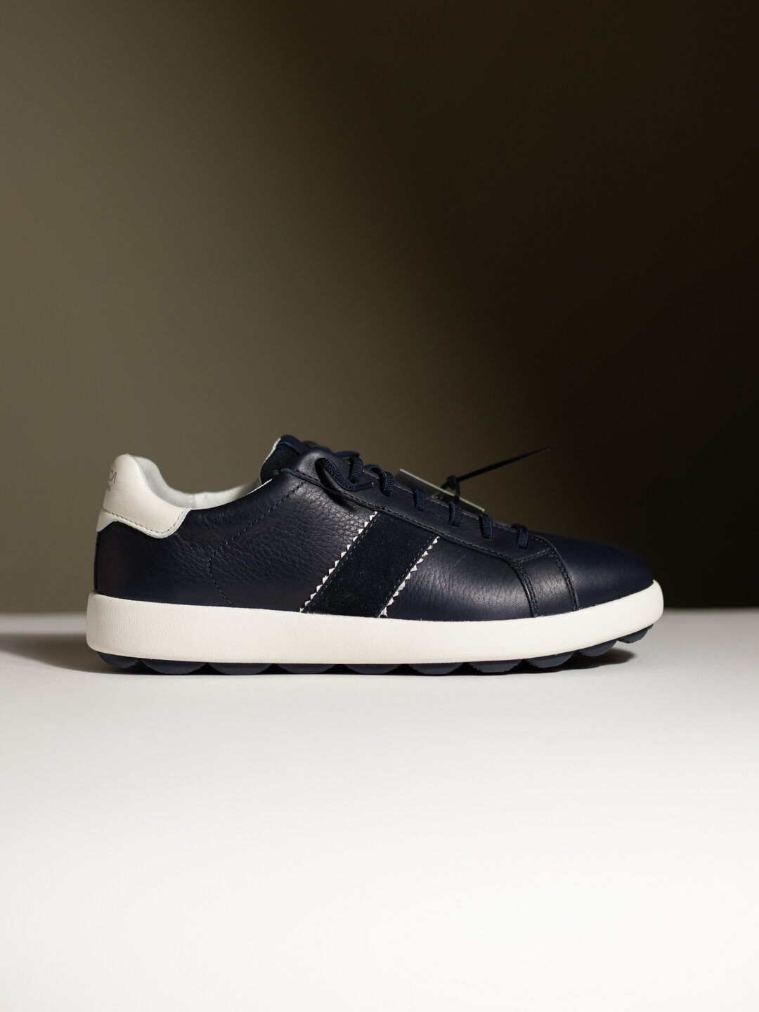 Кроссовки 999